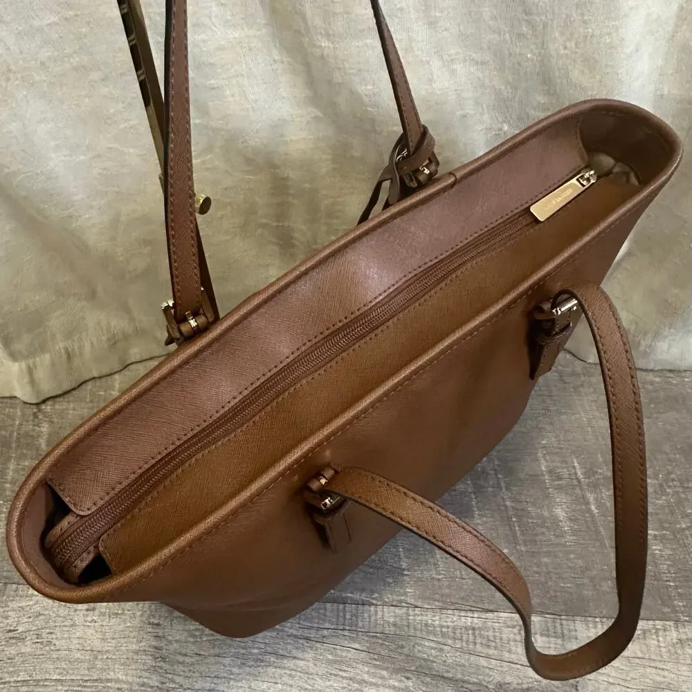 Michael Kors Jet Set Medium Travel Tote Bag Brown Saffiano Leather Zip Top - Picture 8 of 11